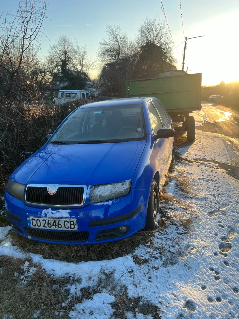 Skoda Fabia, снимка 2 - Автомобили и джипове - 53170377