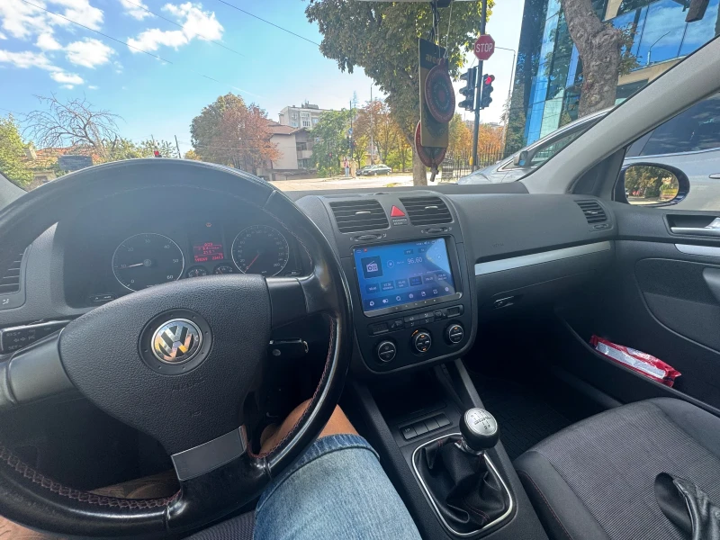 VW Golf 1.9TDI, снимка 8 - Автомобили и джипове - 53187733