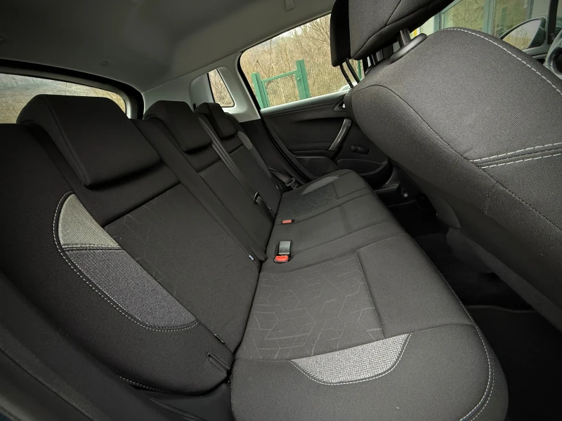 Peugeot 2008 1.6HDI * STYLE* LED* NAVI* Climatronic* Tempomat* , снимка 9 - Автомобили и джипове - 53193852