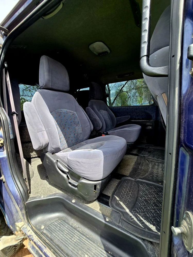 Hyundai Starex 2.4i 4x4 - изображение 10