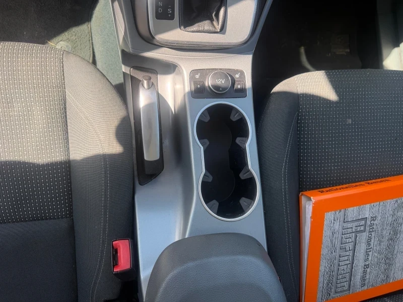 Ford C-max 2.0 TDCI, снимка 15 - Автомобили и джипове - 54391403