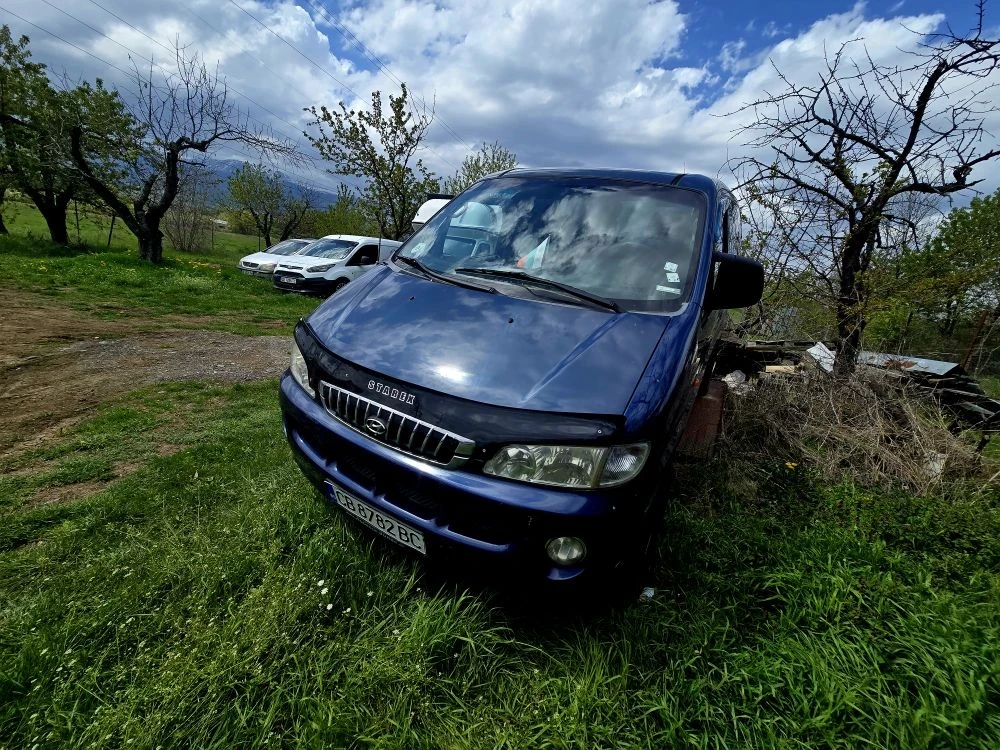 Hyundai Starex 2.4i 4x4 - изображение 3