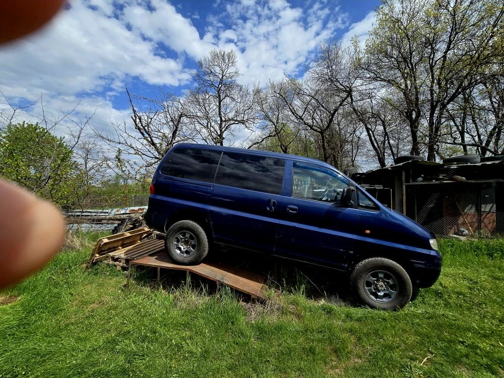 Hyundai Starex 2.4i 4x4 - изображение 6