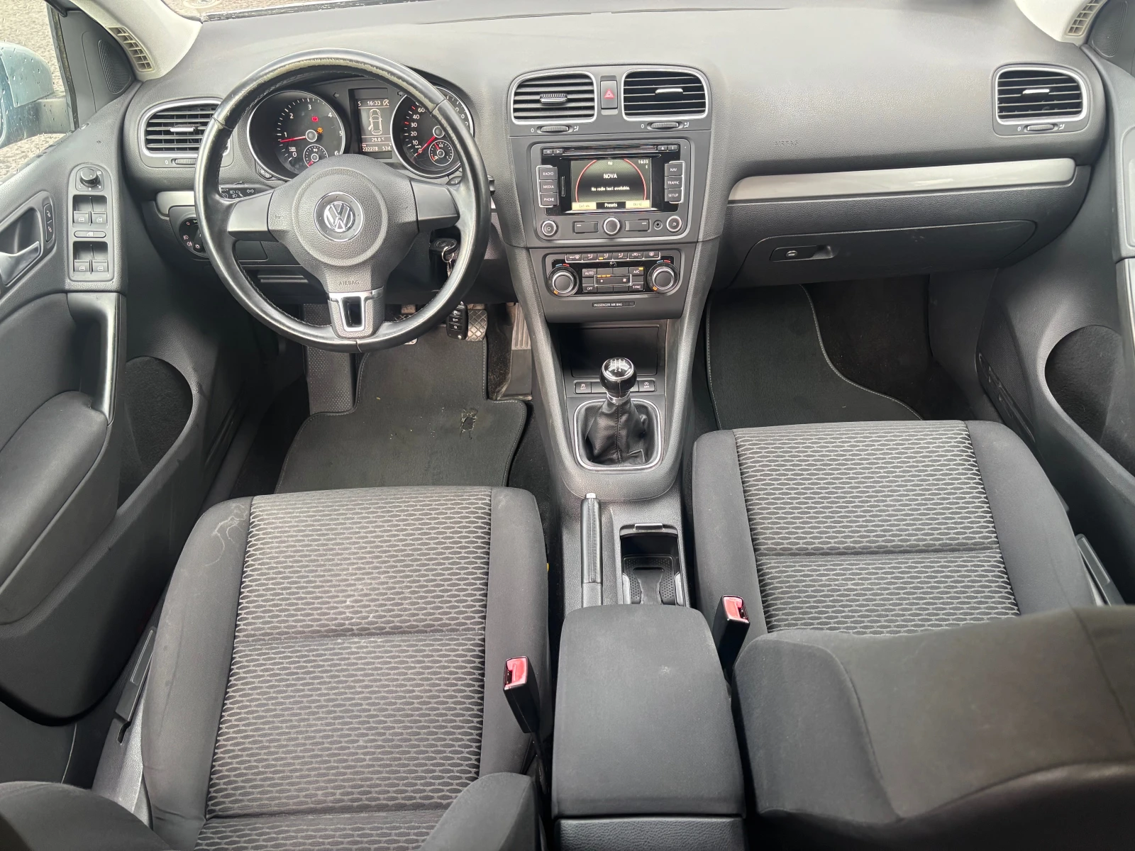 VW Golf 1.6TDI  - изображение 6