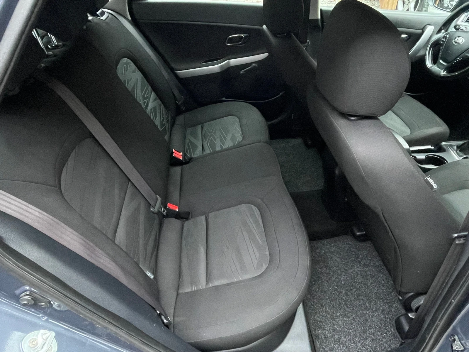 Kia Ceed 1.6 CRDI FACE - изображение 6