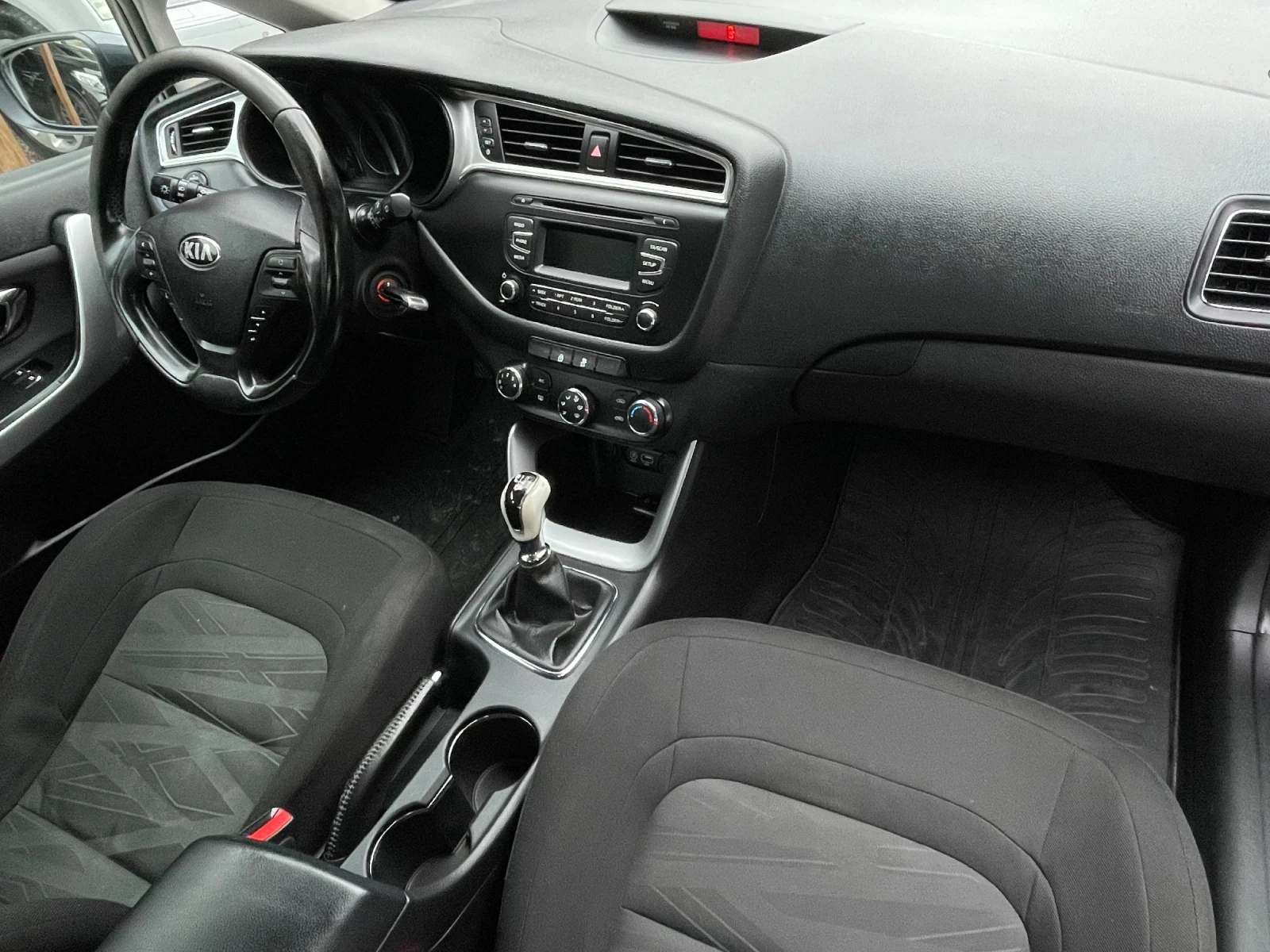 Kia Ceed 1.6 CRDI FACE - изображение 7