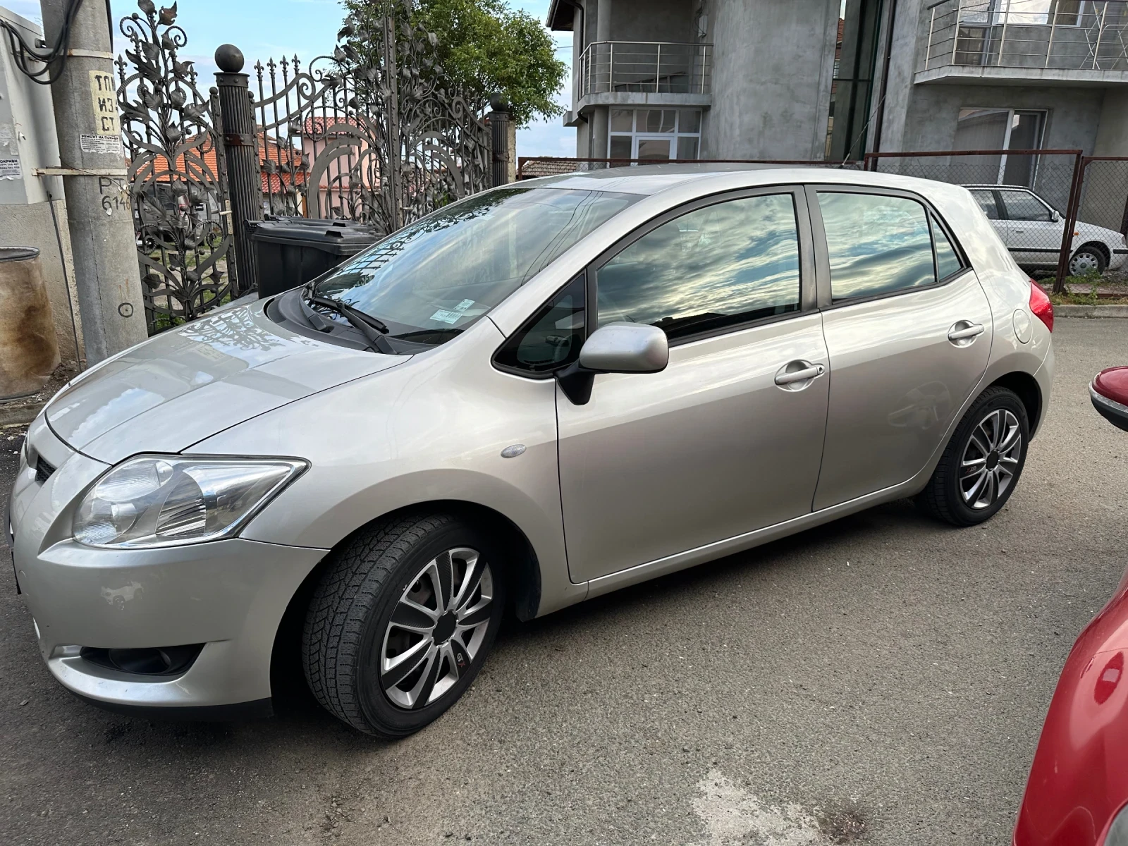 Toyota Auris 2.0 D4D, 6 скорости! - изображение 6