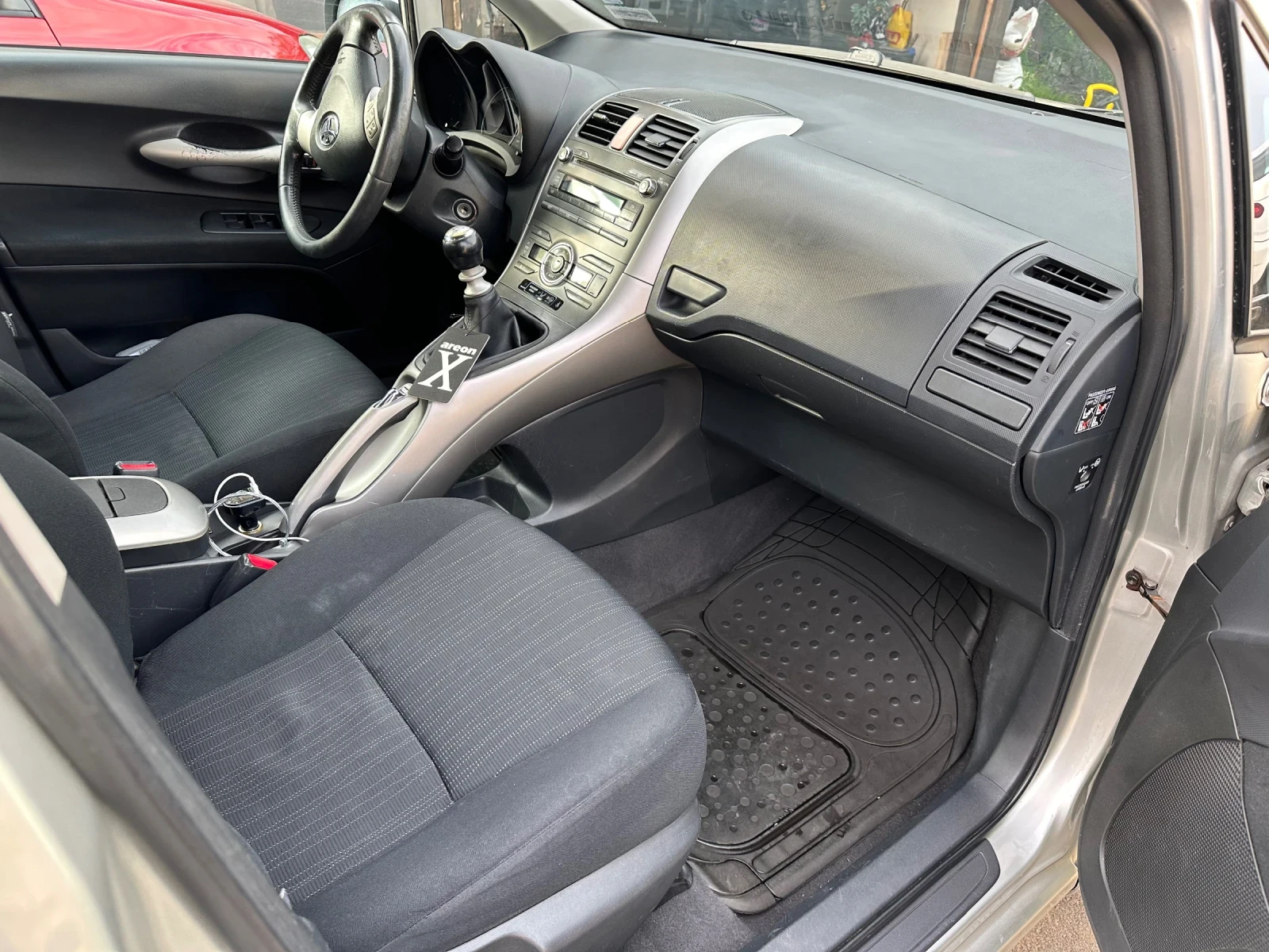 Toyota Auris 2.0 D4D, 6 скорости! - изображение 9