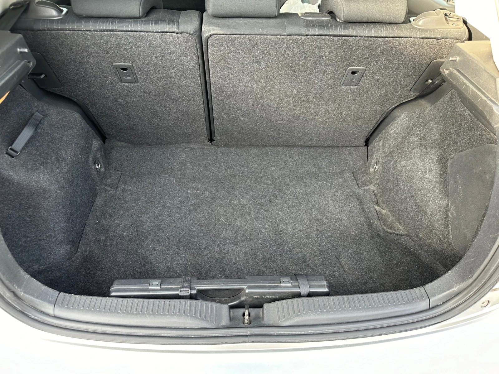 Toyota Auris 2.0 D4D, 6 ��������! | Mobile.bg � ����������� 16