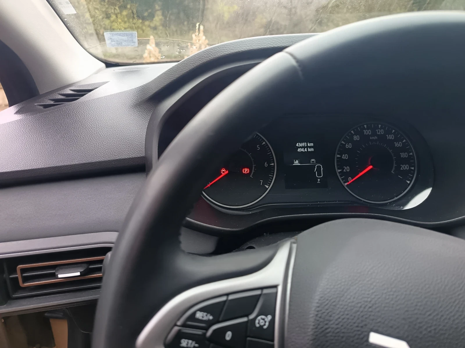 Dacia Sandero  - изображение 6