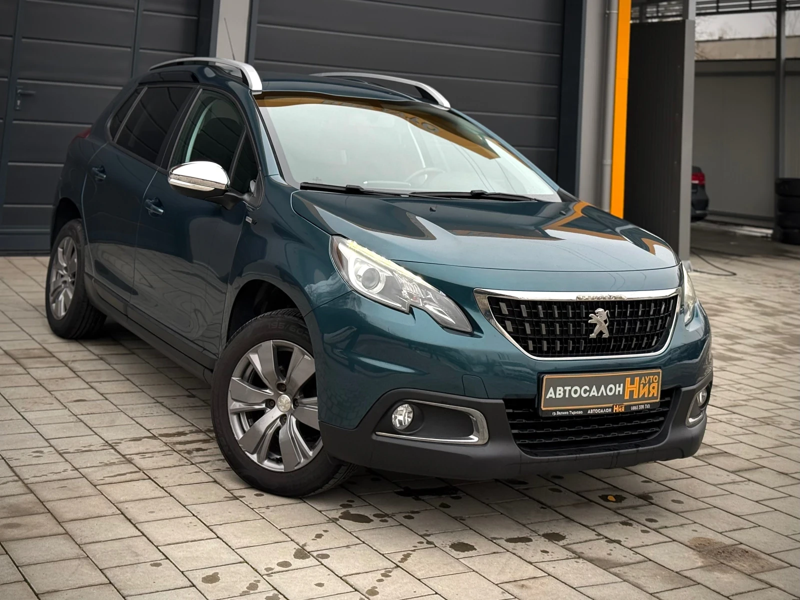 Peugeot 2008 1.6HDI * STYLE* LED* NAVI* Climatronic* Tempomat*  - изображение 3