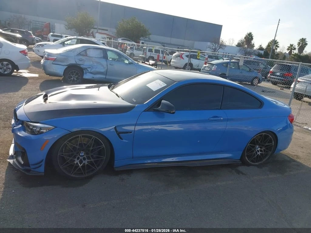 BMW M4 * CARFAX * ПОДГРЕВИ* Harman/Kardon - изображение 5