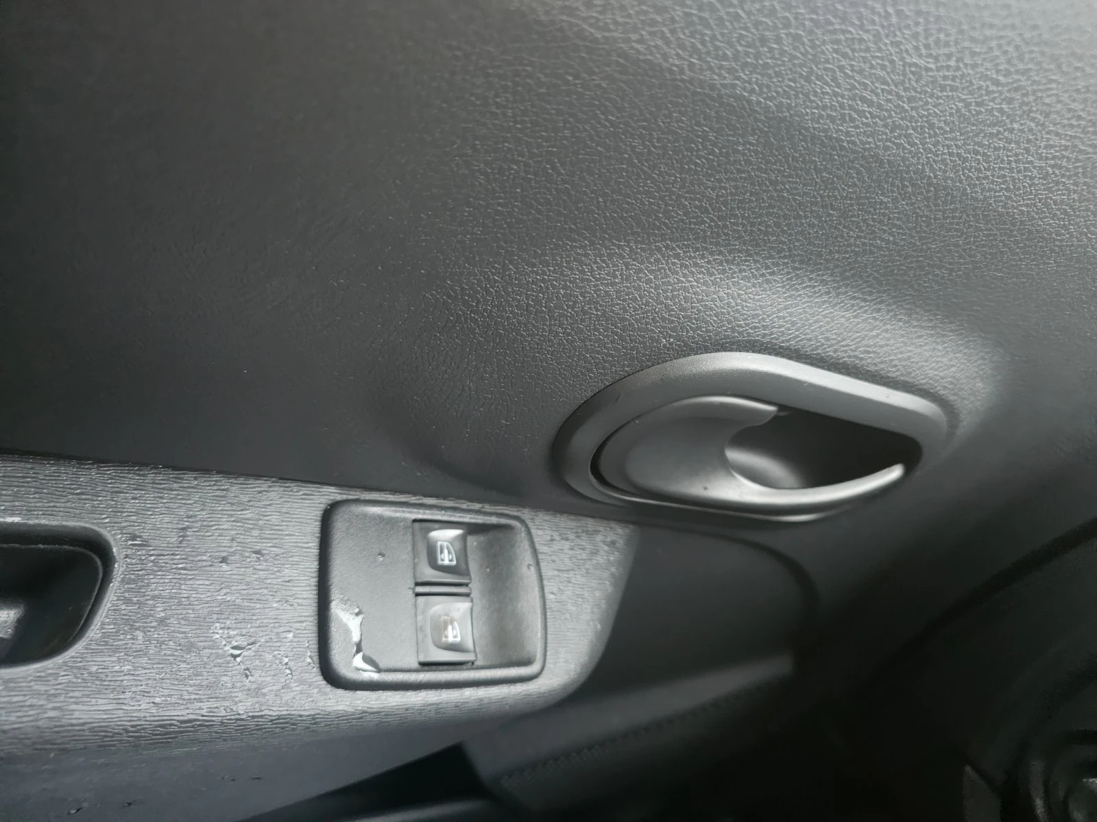 Dacia Dokker dCi 95 �.�. ����� Stop & Start | Mobile.bg � ����������� 11