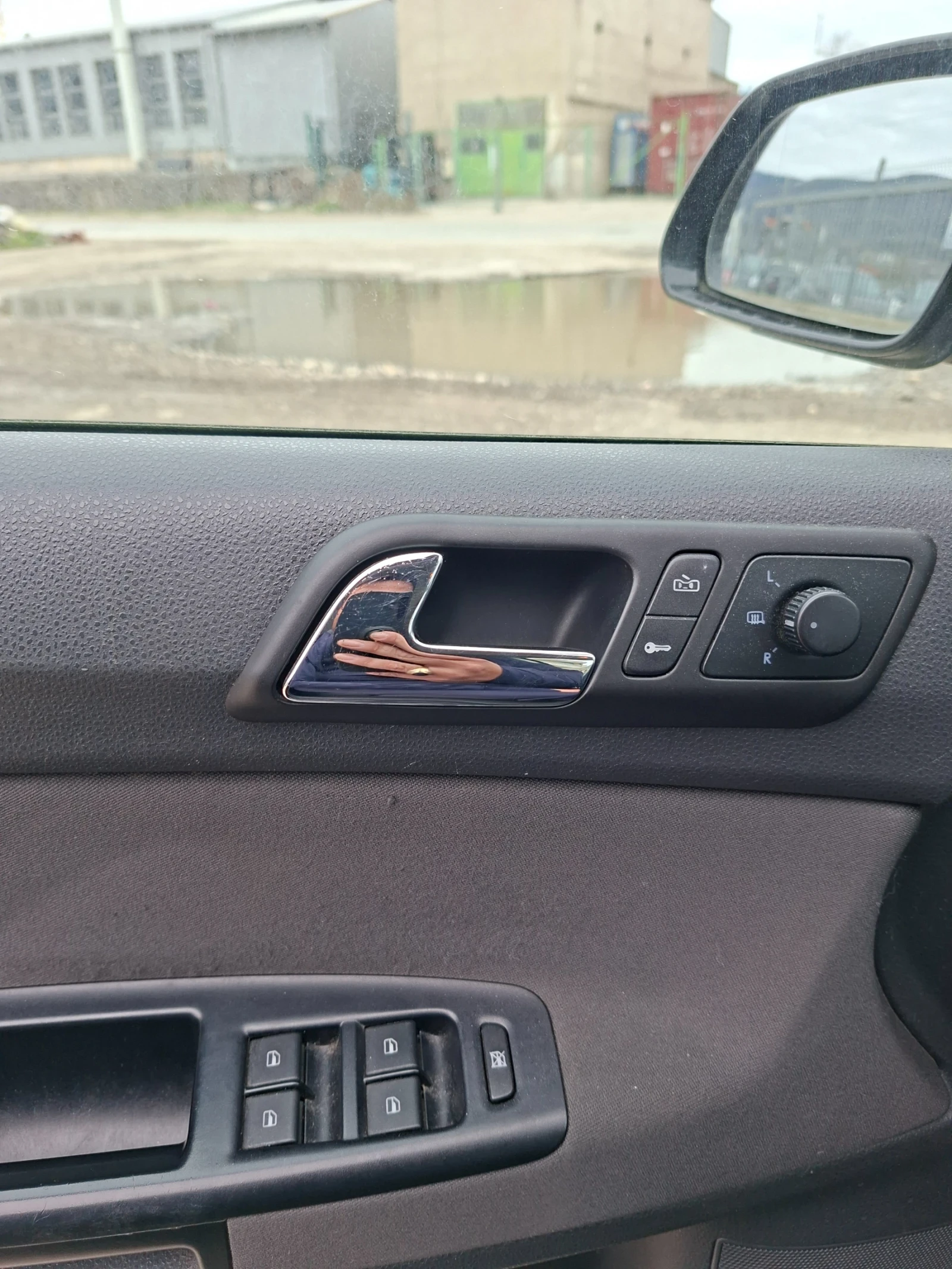 VW Polo 1.4 -75к.с. 5врати от Германия, снимка 14 - Автомобили и джипове - 54027666