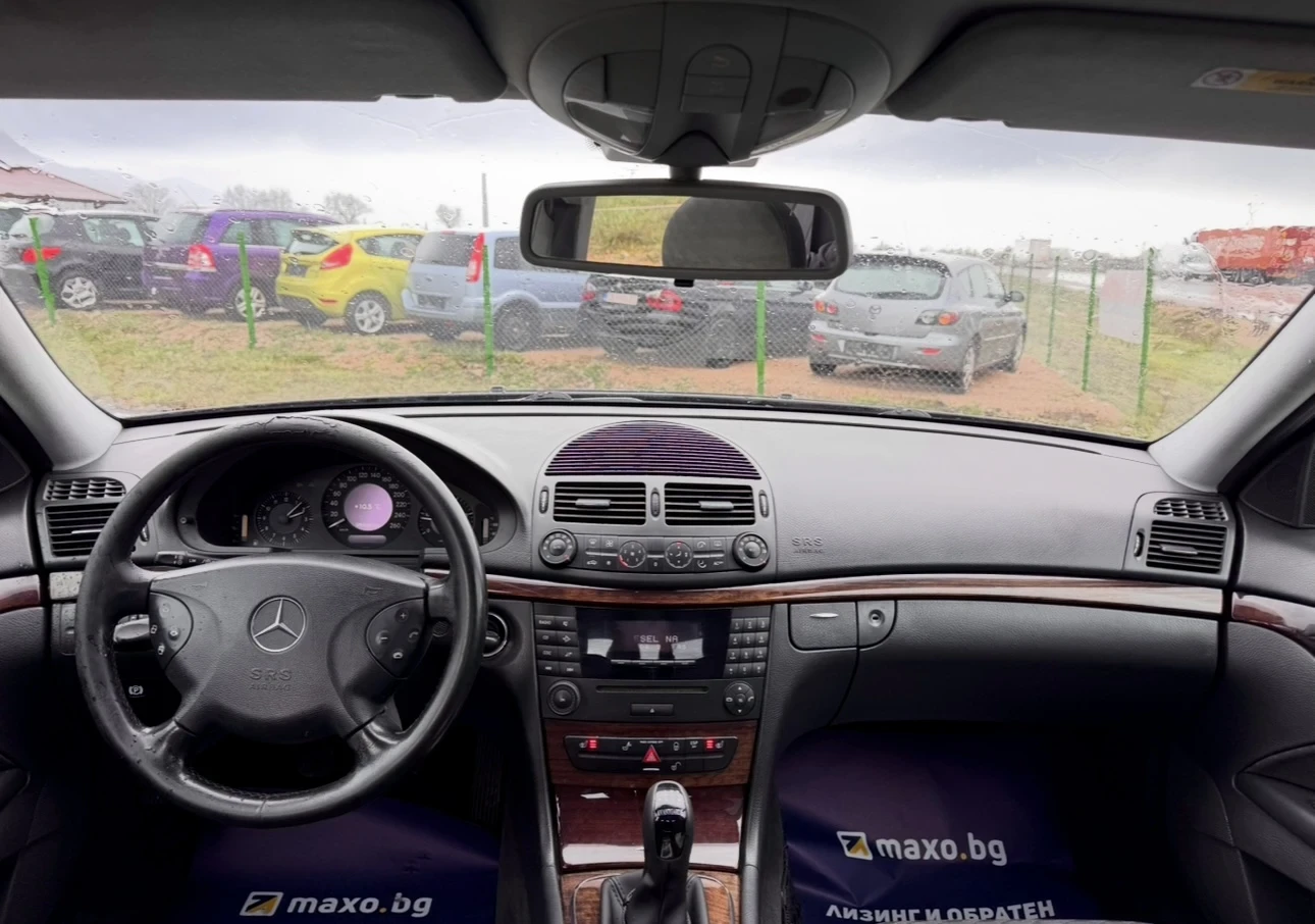 Mercedes-Benz E 220 CDI / Avangarde, снимка 7 - Автомобили и джипове - 54090539