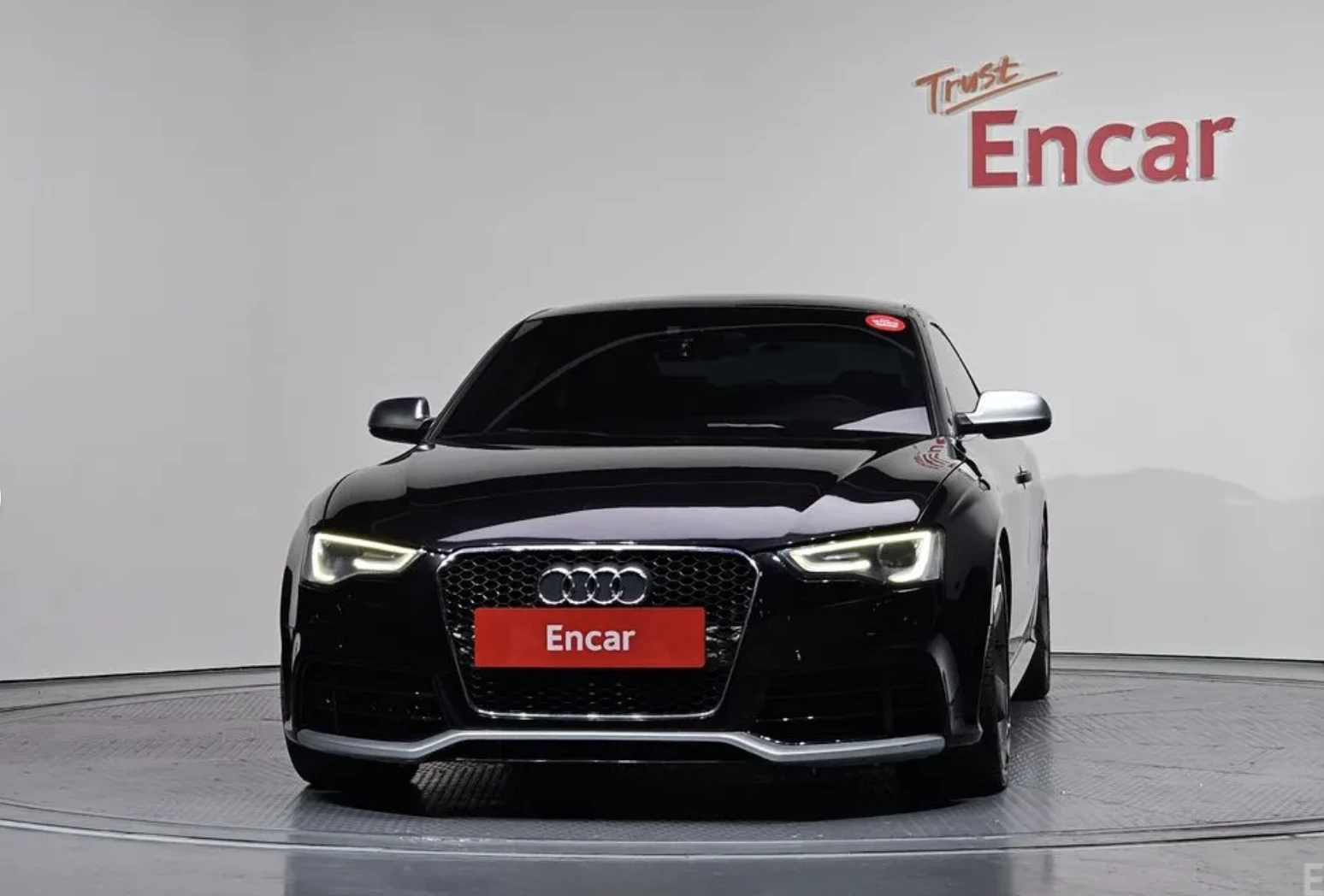 Audi Rs5 FSI* QUATTRO* SUNROOF* PARK ASSIST* CAMERA* NAVI* , снимка 3 - Автомобили и джипове - 54127306