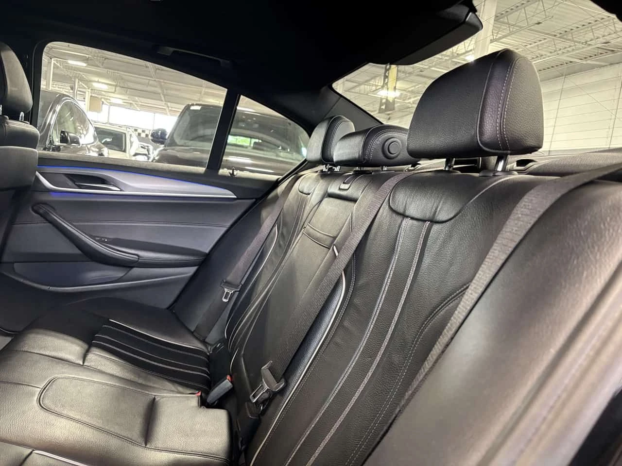 BMW 540 * xDrive * MPKG| NAV| AMBIENT| LEATHER| SUNROOF | Mobile.bg � ����������� 17