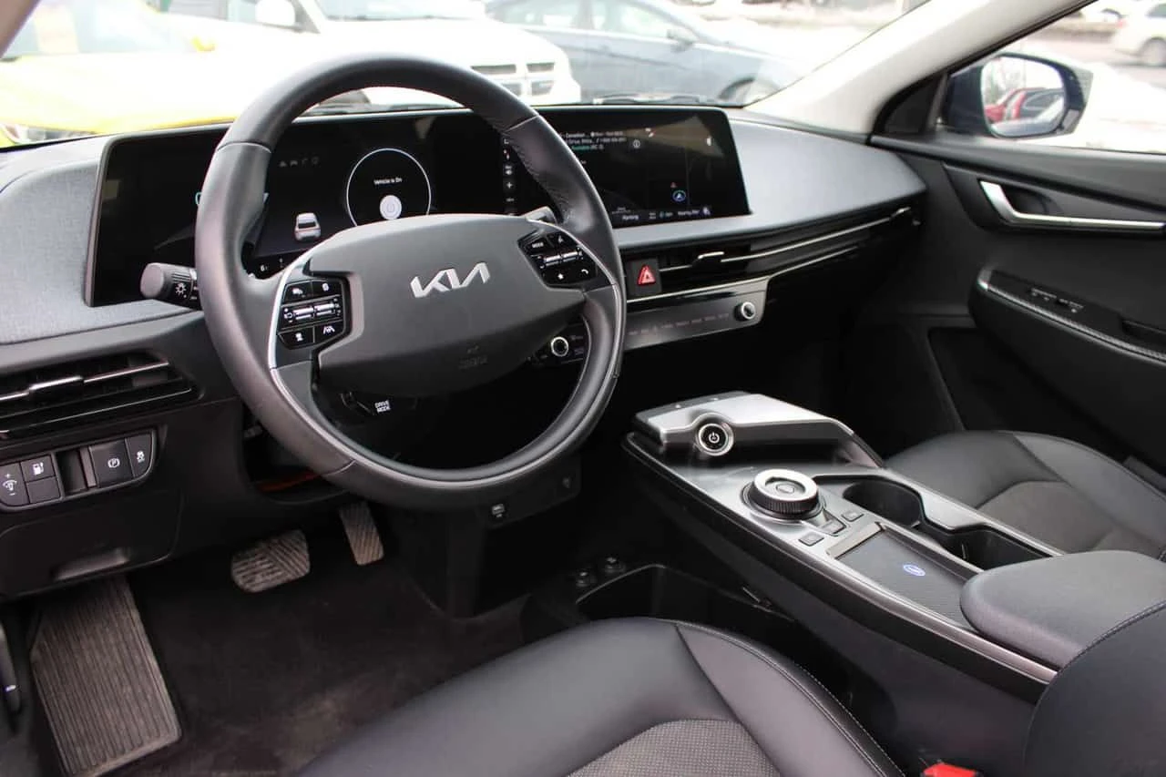 Kia EV6 CARFAX, снимка 10 - Автомобили и джипове - 54379751