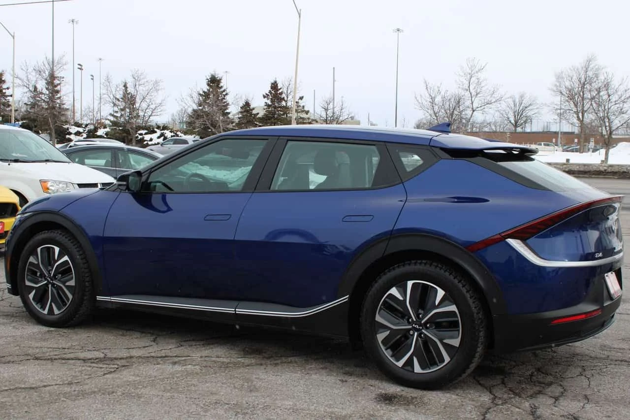 Kia EV6 CARFAX, снимка 5 - Автомобили и джипове - 54379751