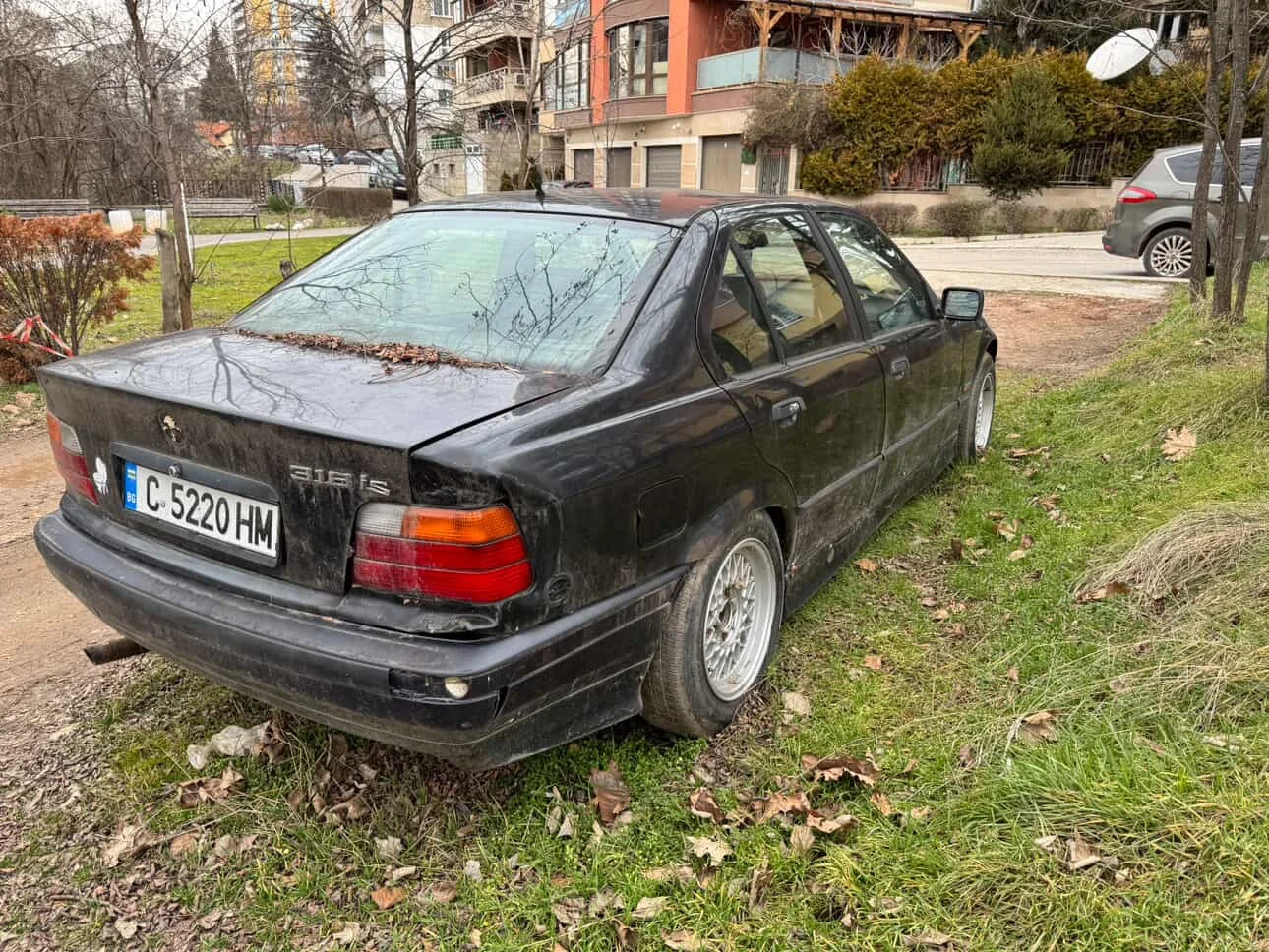 BMW 318 318 is, снимка 3 - Автомобили и джипове - 54410104