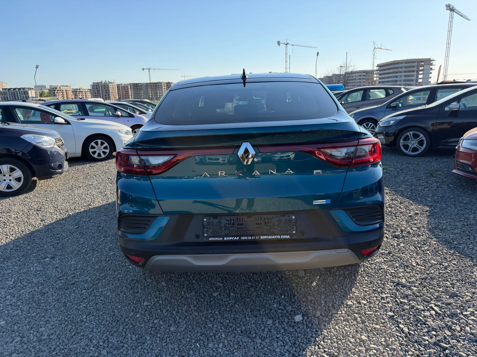 Renault Arkana 1.6 HYBRID E-TECH-LED, снимка 5 - Автомобили и джипове - 54444537