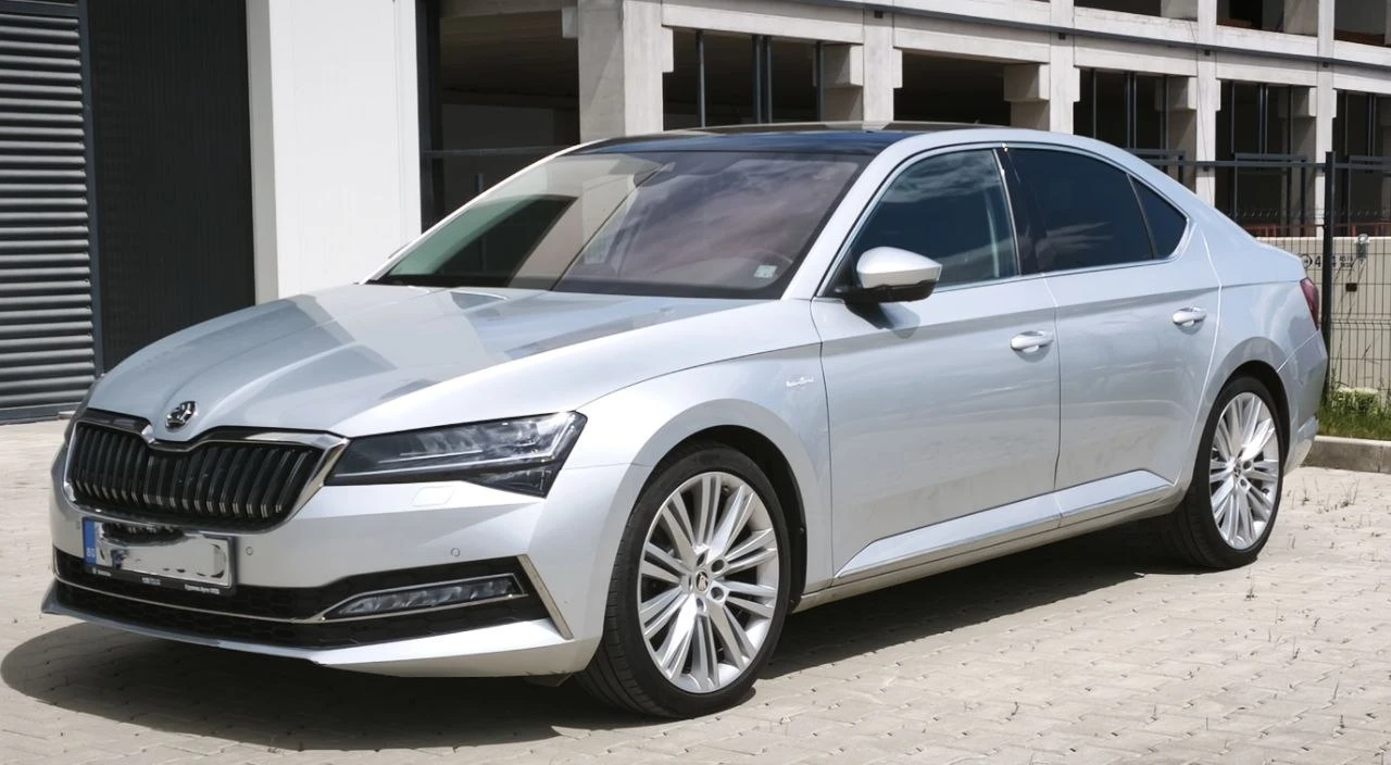 Skoda Superb L&K, снимка 2 - Автомобили и джипове - 54517805