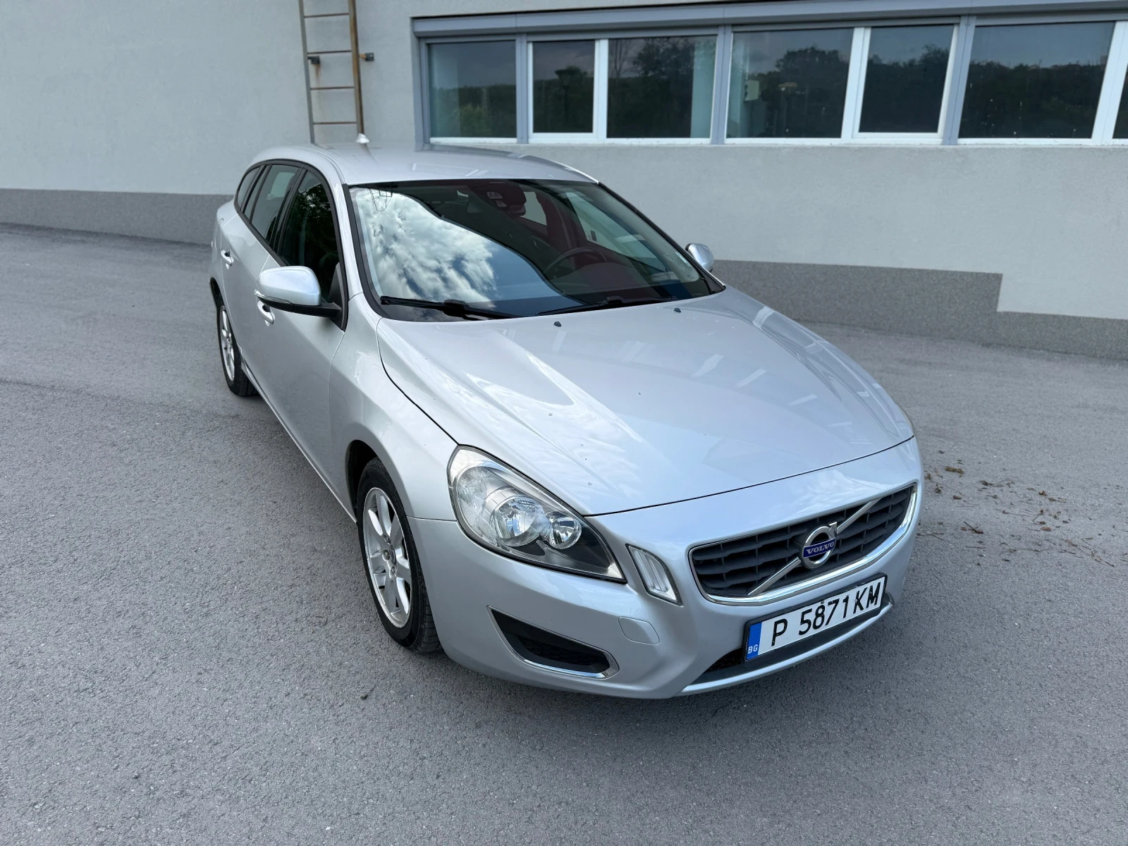 Volvo V60 2.0 D 163 к.с., снимка 2 - Автомобили и джипове - 54918277