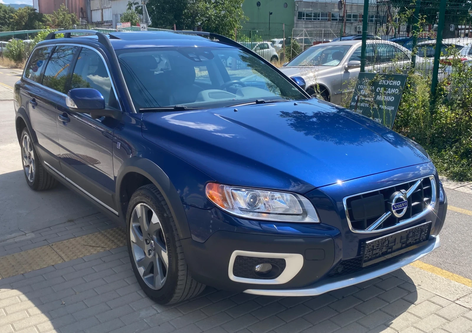 Volvo Xc70 Volvo Ocean Race-3.0 Benzin 305 к.c., снимка 2 - Автомобили и джипове - 55564658