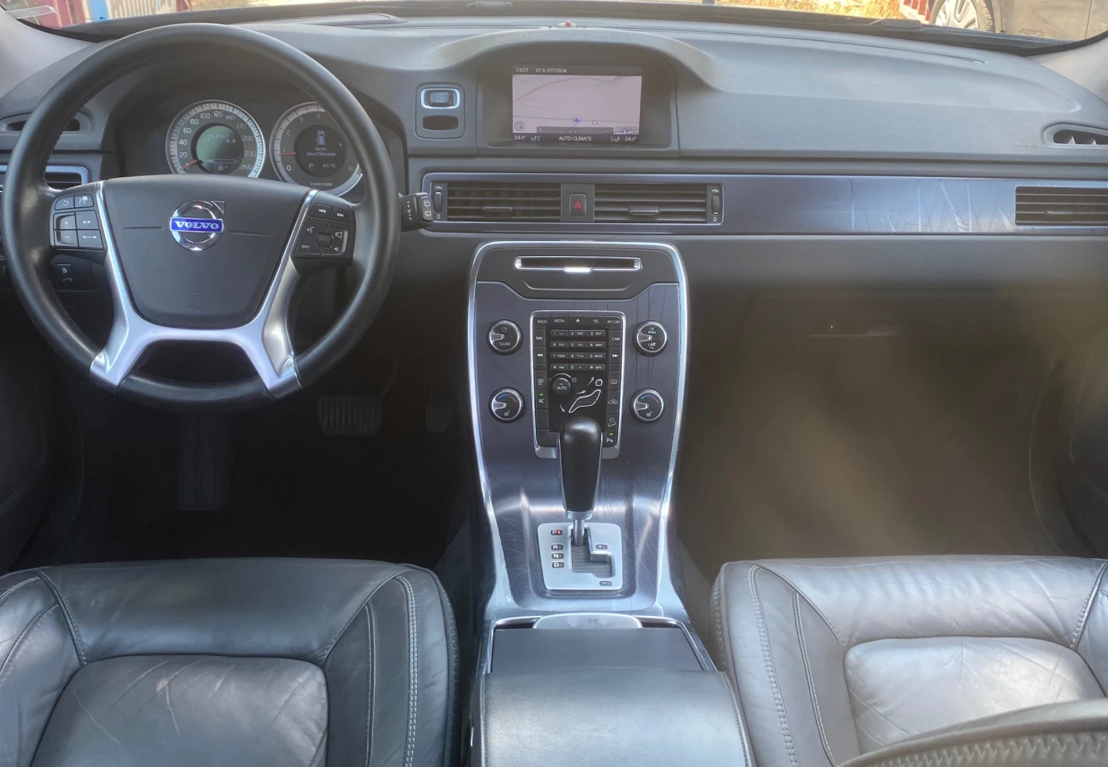 Volvo Xc70 Volvo Ocean Race-3.0 Benzin 305 к.c., снимка 8 - Автомобили и джипове - 55564658