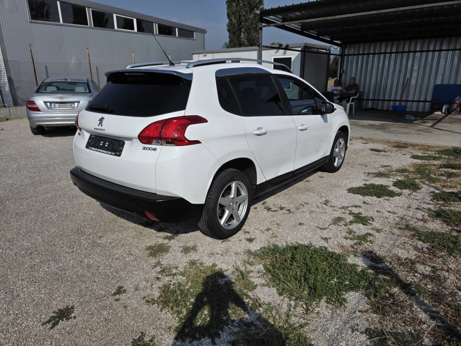 Peugeot 2008 1.2t Джанти| Парктроник| Пълна сервизна история, снимка 6 - Автомобили и джипове - 55767533
