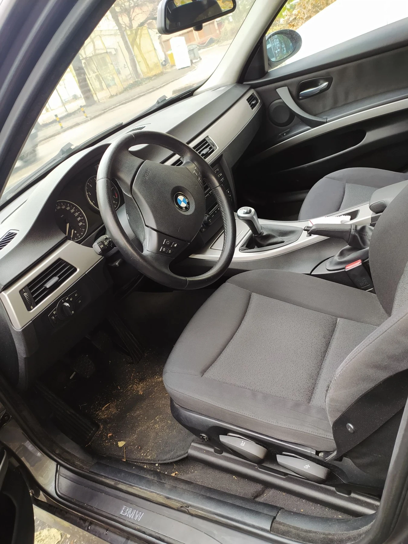 BMW 320 320i, снимка 6 - Автомобили и джипове - 55794688