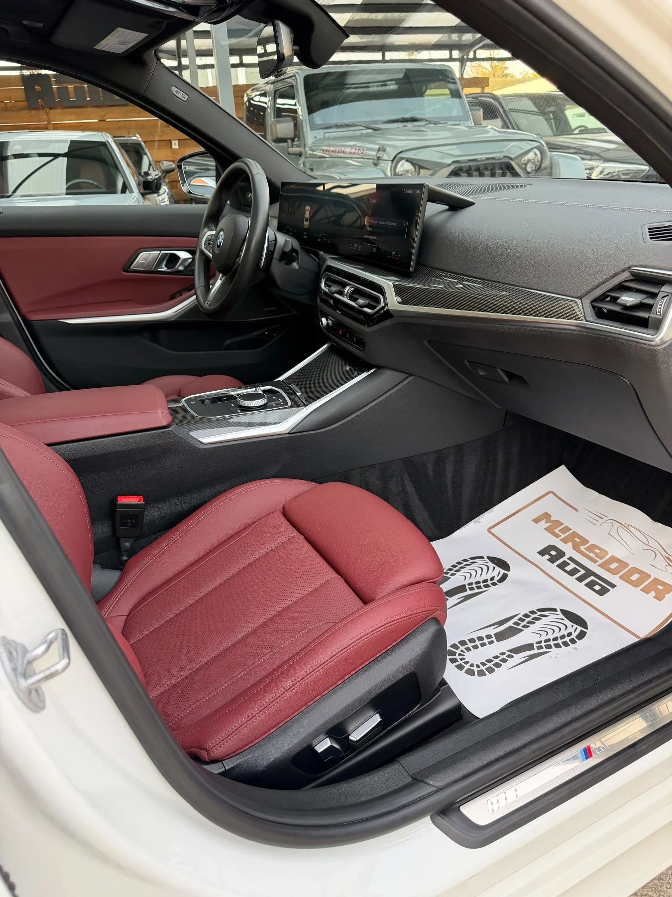 BMW 330 330e xDrive M-Pack, снимка 12 - Автомобили и джипове - 56400033