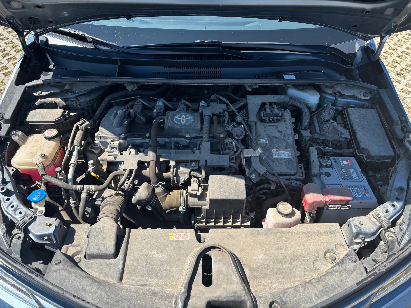 Toyota Corolla Седан , снимка 14 - Автомобили и джипове - 56446483