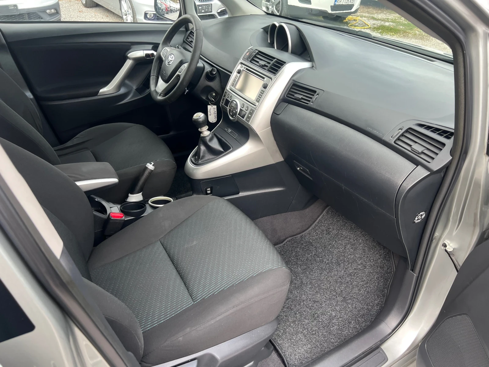 Toyota Verso 1.6i 131k.c 6+ 1 kamera | Mobile.bg � ����������� 11