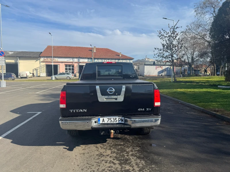 Nissan Titan crew cab, снимка 6 - Автомобили и джипове - 48907656