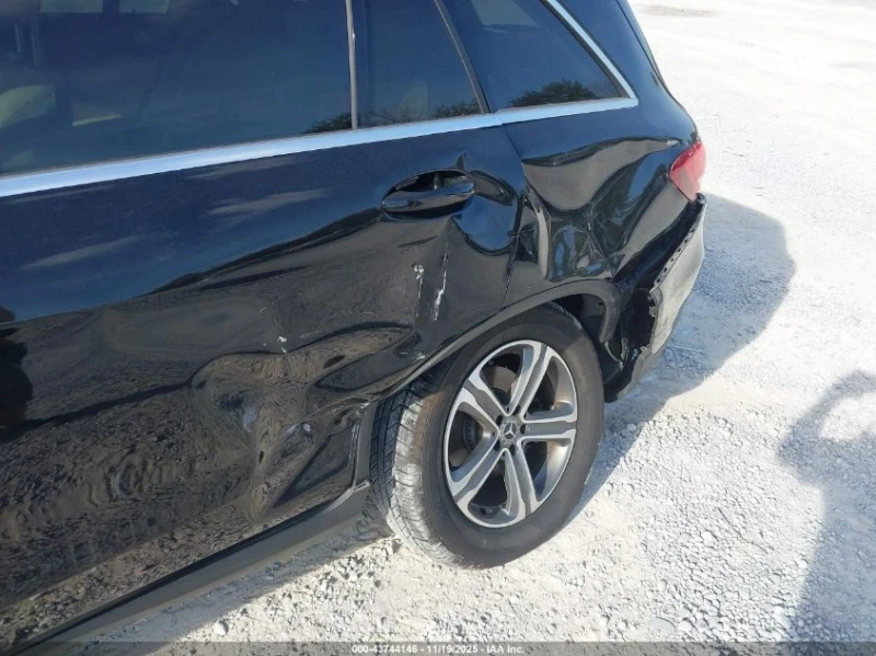 Mercedes-Benz GLC 300 * 4MATIC* Памет* Крайна цена, снимка 6 - Автомобили и джипове - 52938205