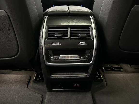 BMW X5 40i xDrive = M-Sport = �������� | Mobile.bg � ����������� 14