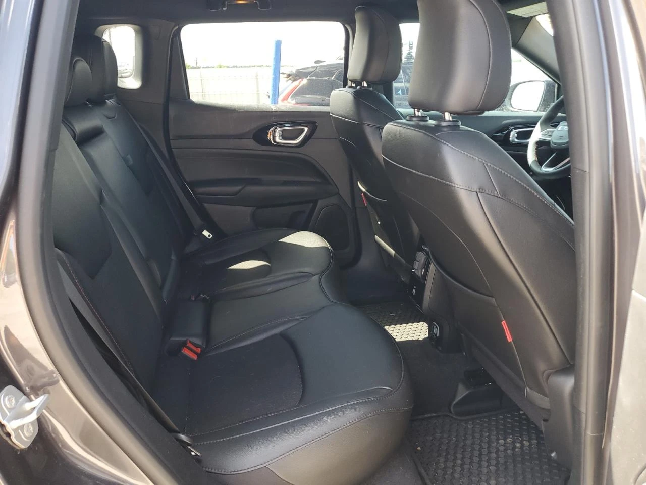 Jeep Compass TRAILHAWK ФИКСИРАНА ЦЕНА! КОЖА/FULL - изображение 10