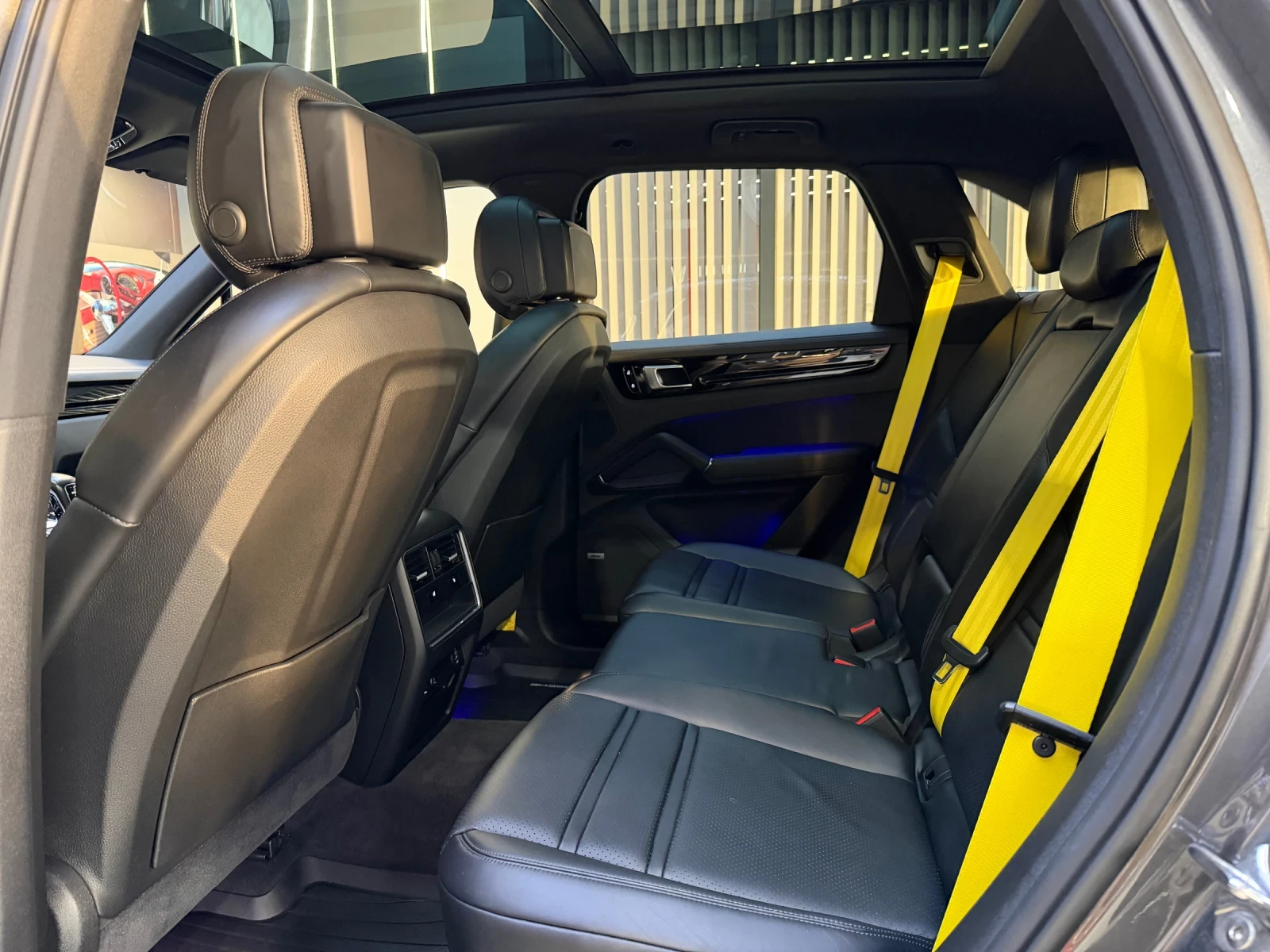 Porsche Cayenne * BOSE * ПАНОРАМА * HEAD UP * , снимка 5 - Автомобили и джипове - 53988428