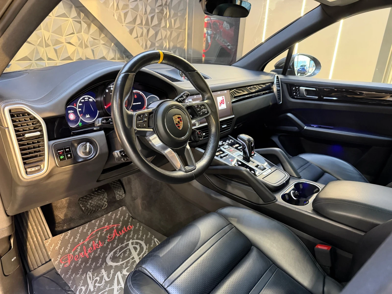 Porsche Cayenne * BOSE * ПАНОРАМА * HEAD UP * , снимка 8 - Автомобили и джипове - 53988428