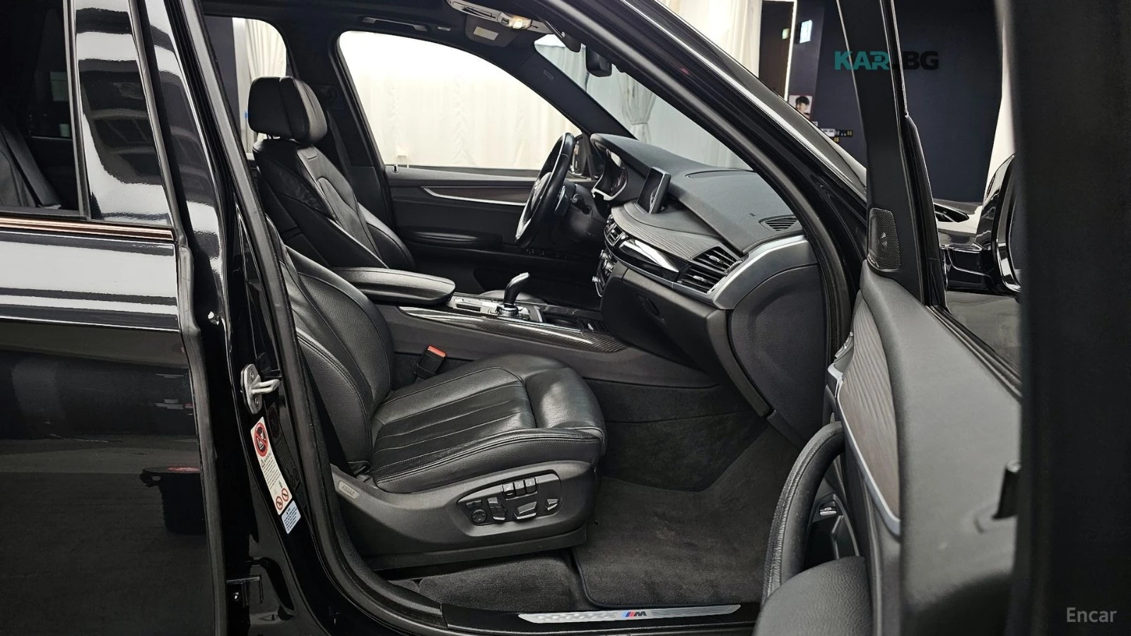 BMW X5 40D* XDRIVE* BLACK&WHITE* PANO* 360* HUD* ТЕГЛИЧ* , снимка 10 - Автомобили и джипове - 54905489
