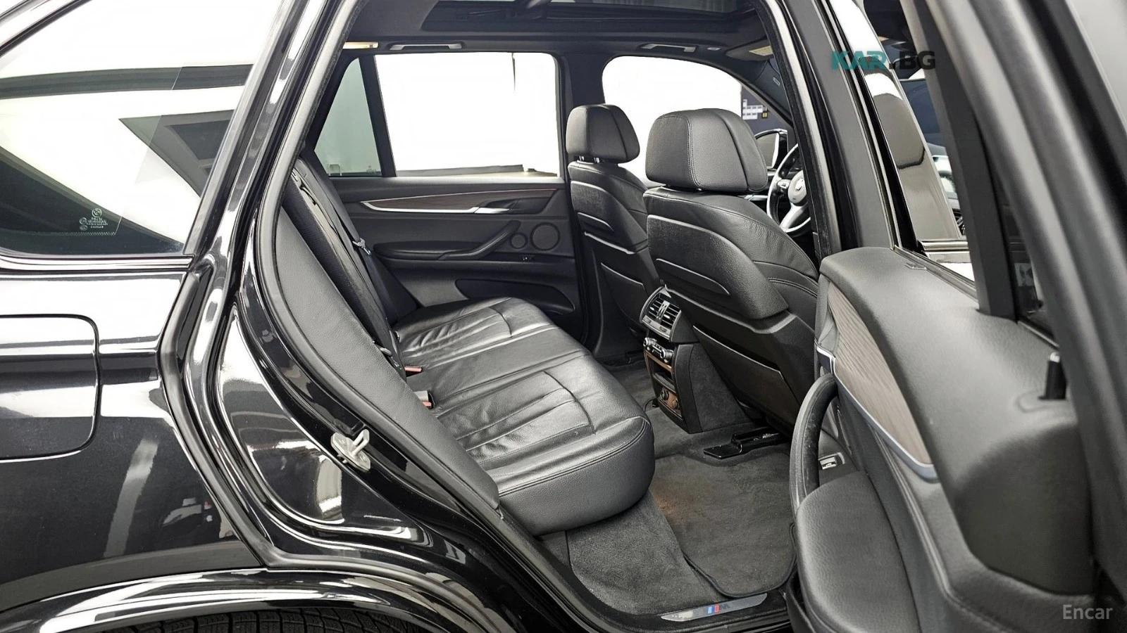 BMW X5 40D* XDRIVE* BLACK&WHITE* PANO* 360* HUD* ТЕГЛИЧ* , снимка 11 - Автомобили и джипове - 54905489