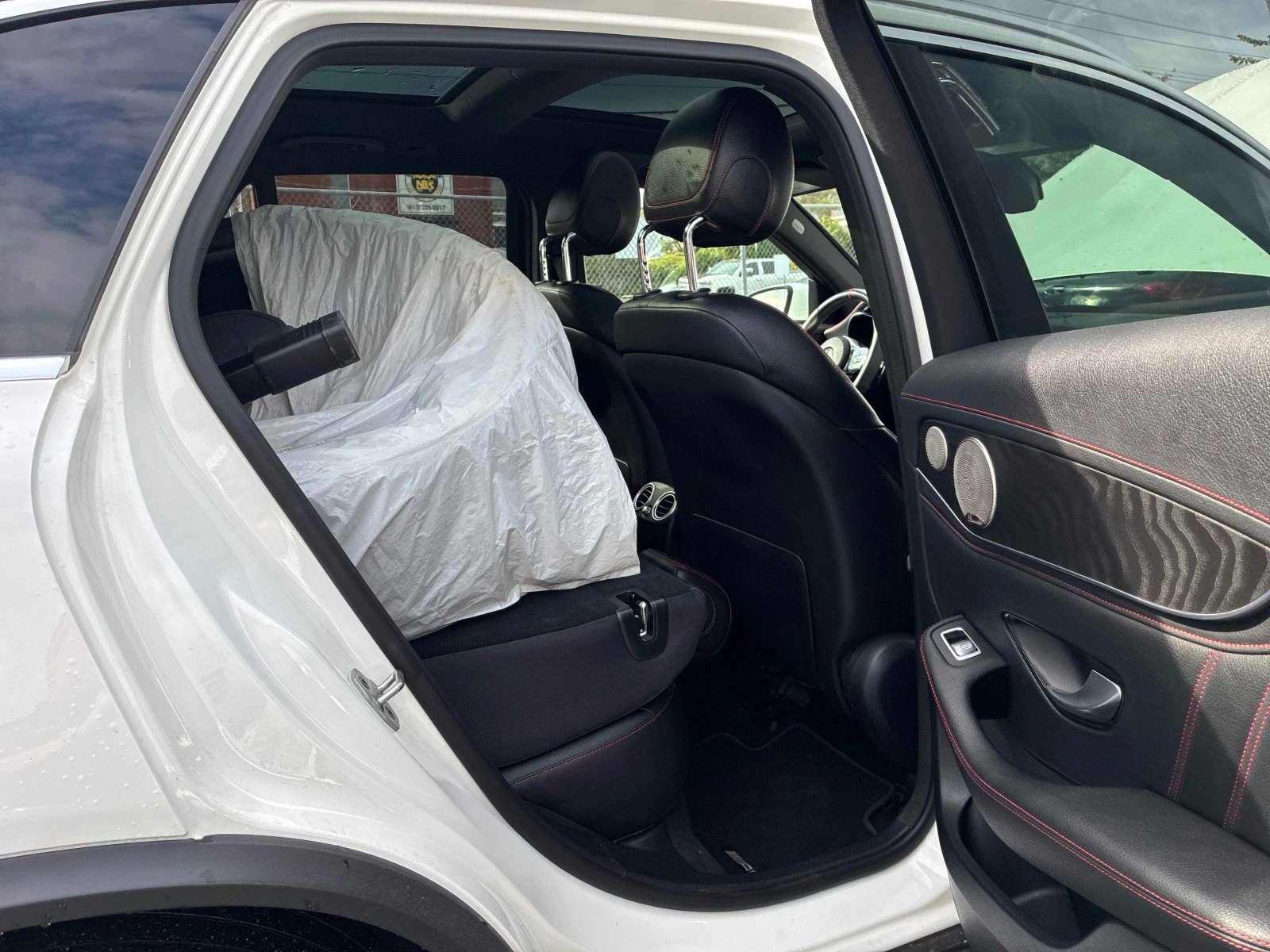 Mercedes-Benz GLC AMG 43  CARFAX, снимка 15 - Автомобили и джипове - 55958345