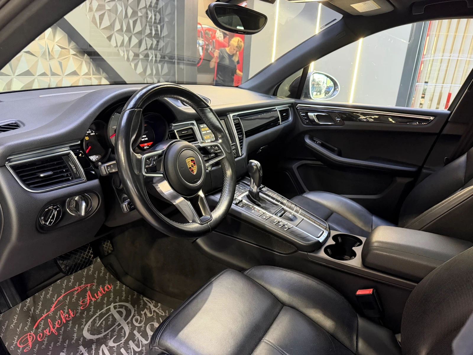 Porsche Macan S * FULL ЕКСТРИ * BOSE * ПАНОРАМА * , снимка 8 - Автомобили и джипове - 56250994