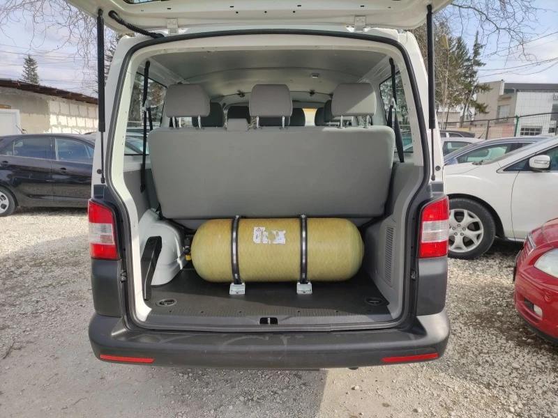 VW T5 2.0 бензин/CNG 116 k.c., снимка 9 - Бусове и автобуси - 52622310