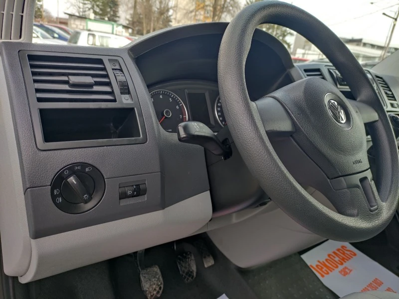 VW T5 2.0 бензин/CNG 116 k.c., снимка 17 - Бусове и автобуси - 52622310