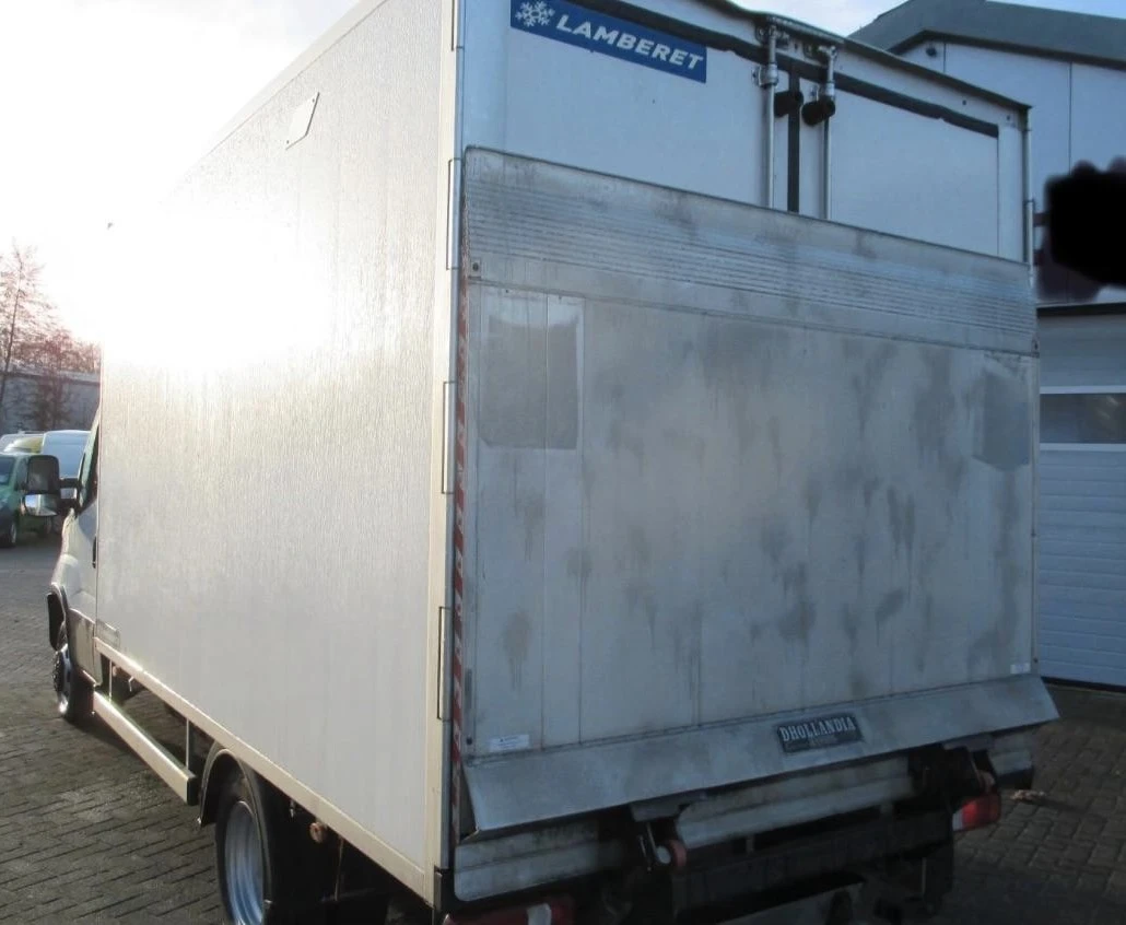 Iveco 35c18 3.0* HI-MATIC* ХЛАДИЛЕН-25* БОРД+ ВРАТИ* ТОК* КЛИМ - изображение 4