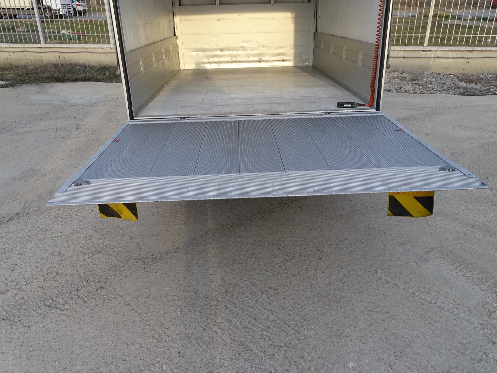 Iveco 35s15 * * * 104 476 km * * *  ШЕРКОМ* * * 3.0 HPI, снимка 8 - Бусове и автобуси - 53616965