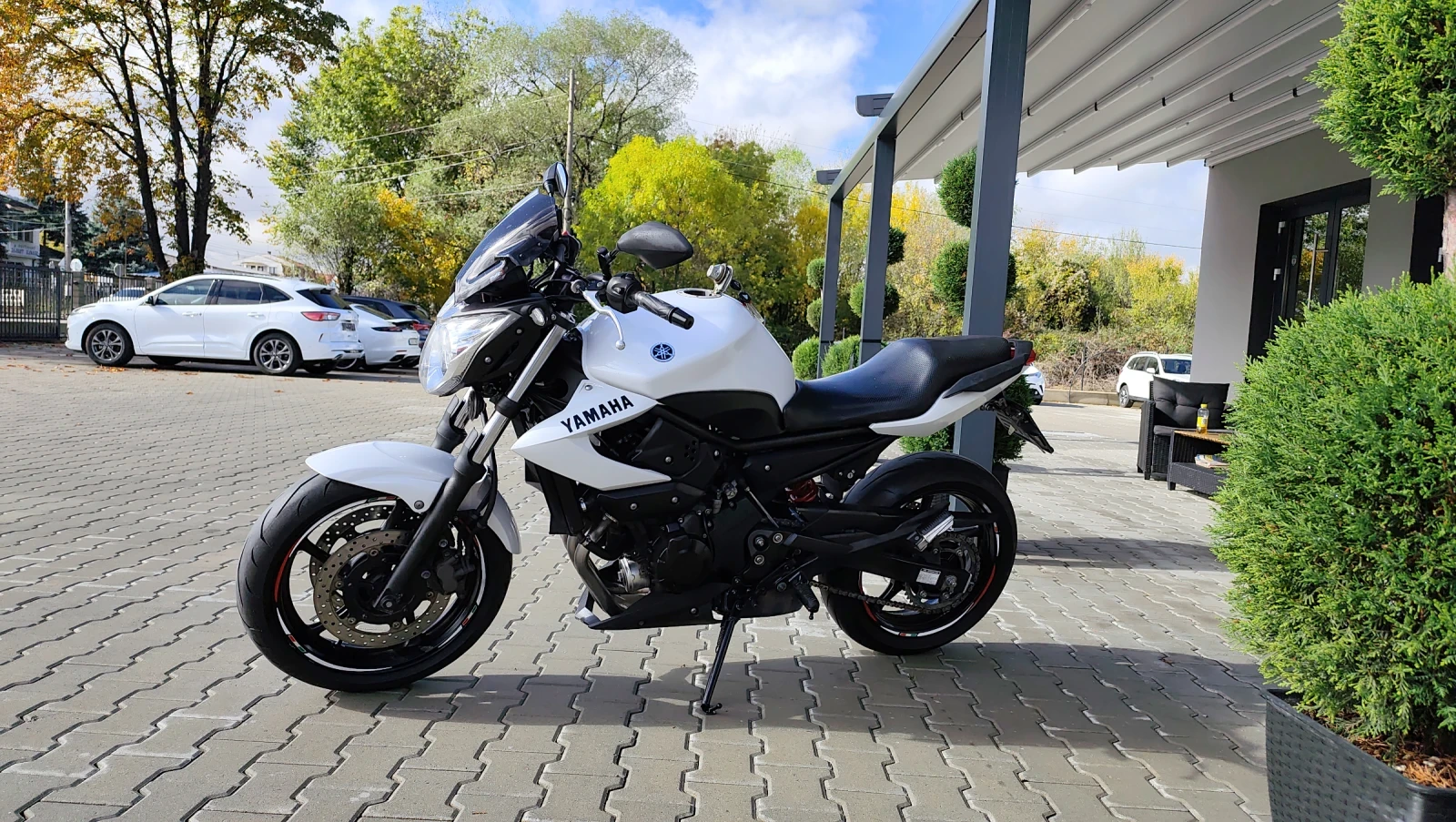 Yamaha XJ6