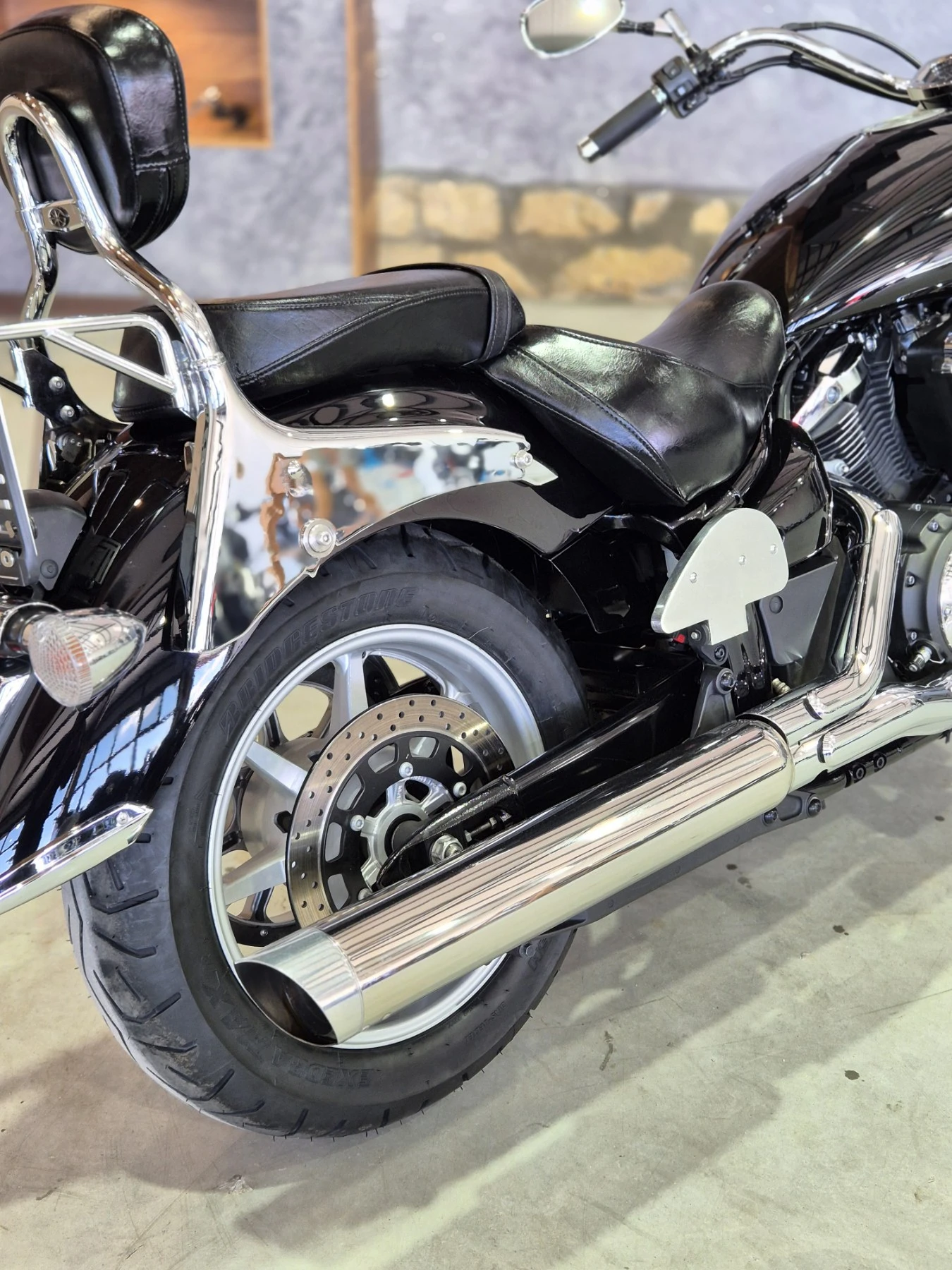 Yamaha Xvs 1300 Midnight Star КАТО НОВ! Нов внос ШВЕЙЦАРИЯ!!!, снимка 13 - Мотоциклети и мототехника - 54111816